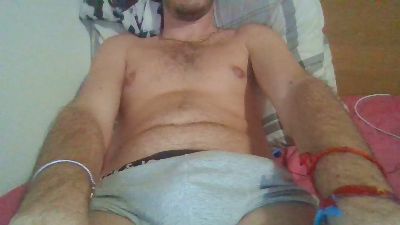 hugediick22 live from United Kingdom