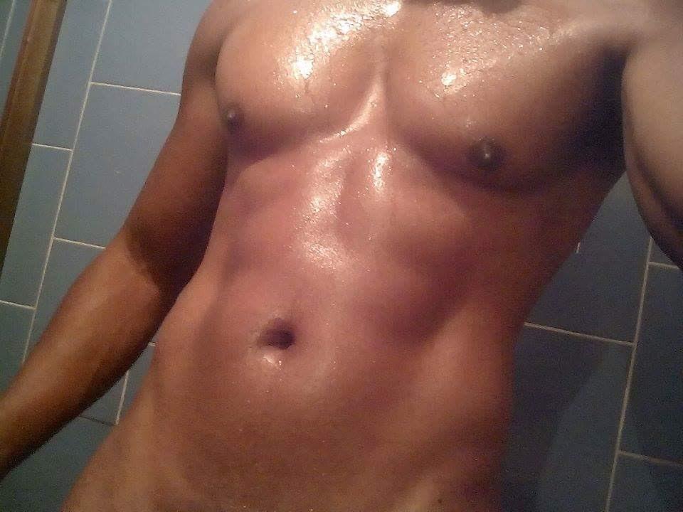 irey_negro live from Colombia