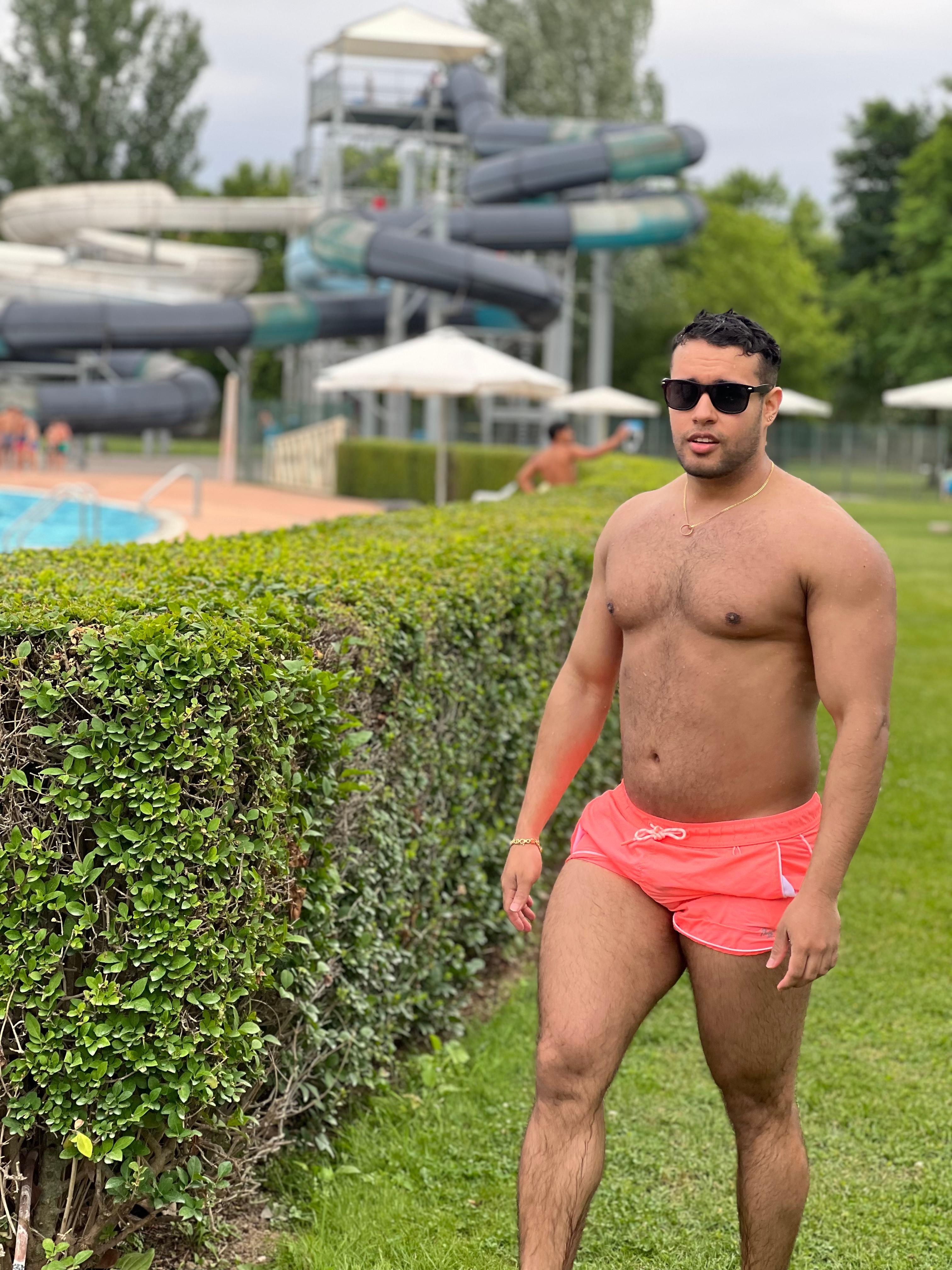 izaak_lover live from Spain