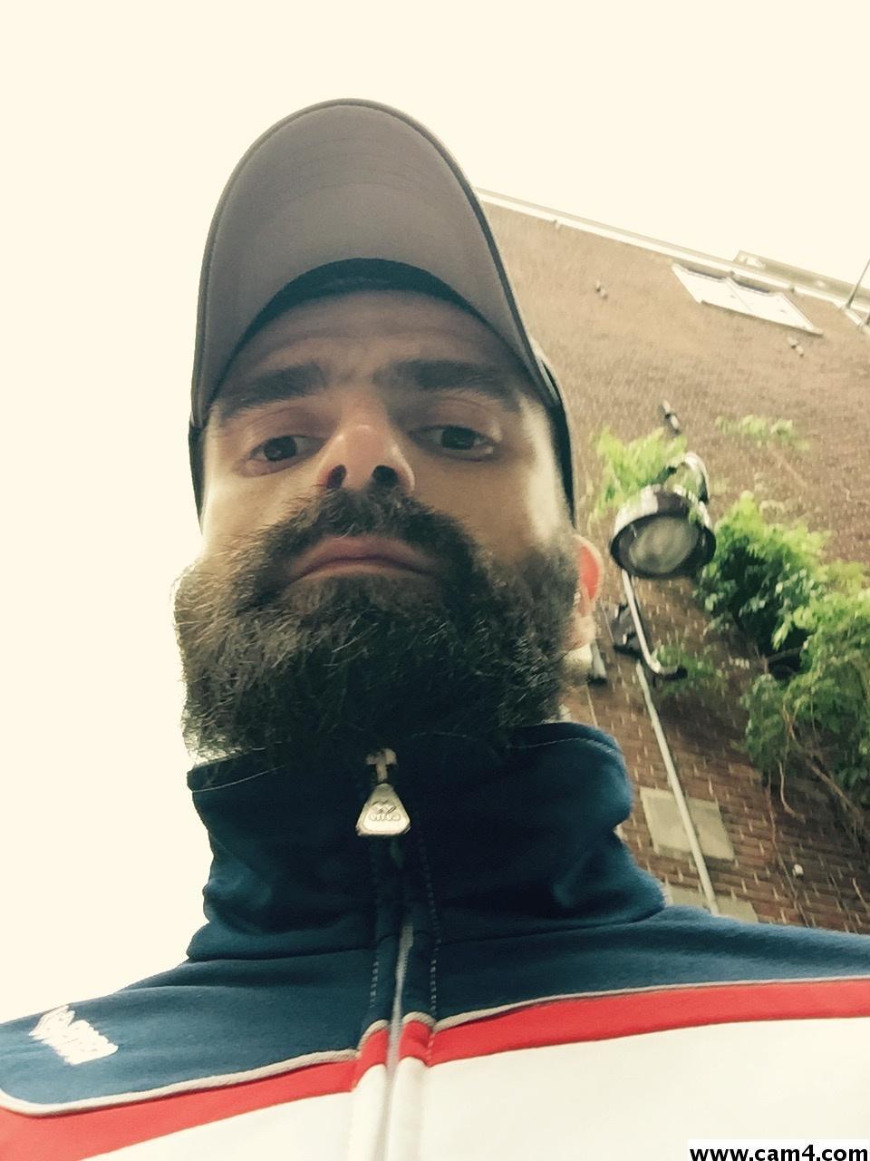 jangoo82 live from Netherlands