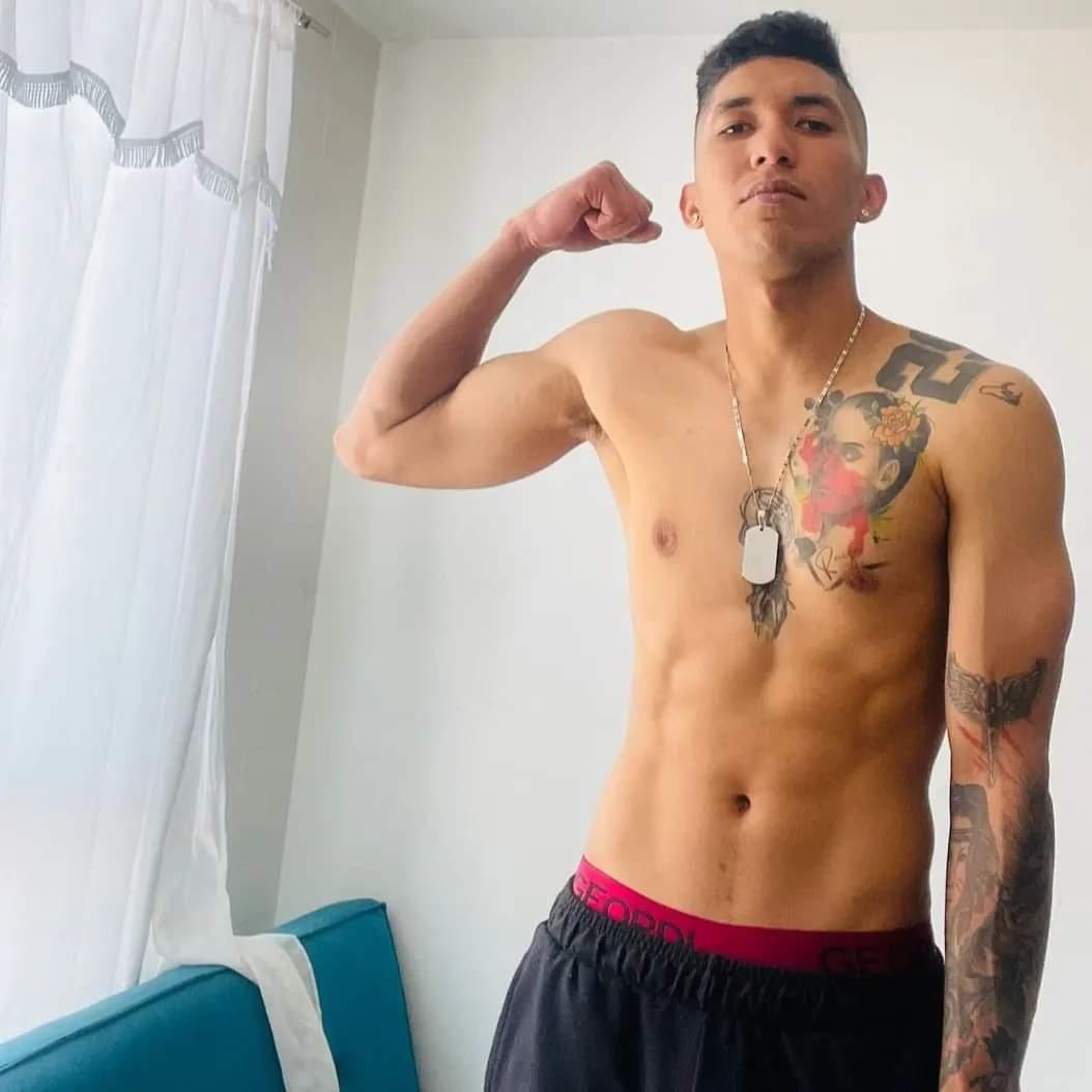 jhondick20cm live from Colombia