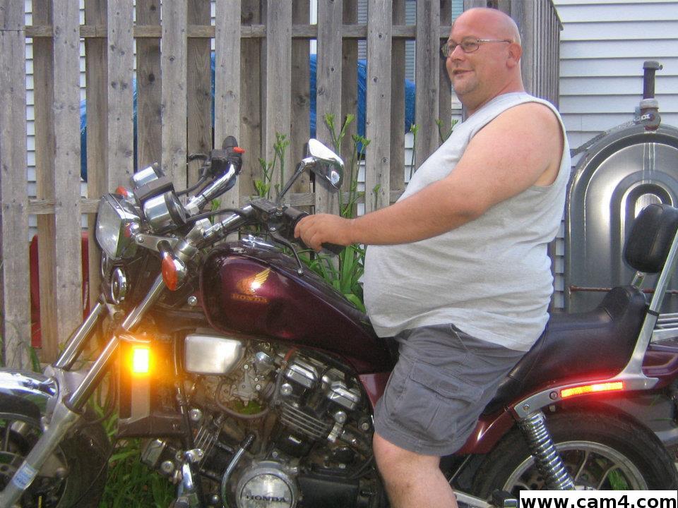 jr_hard live from Canada