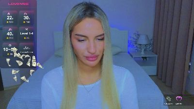 just_Leilaa live from Italy