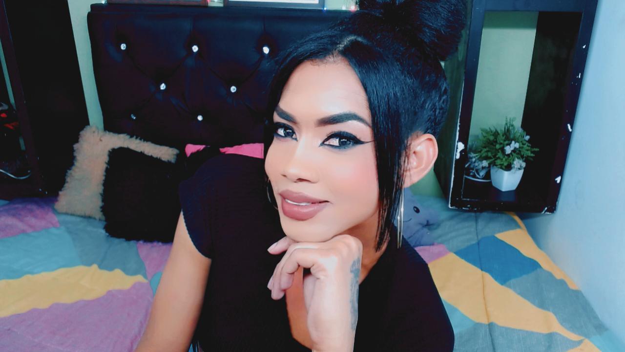 karol_sex_ live from France