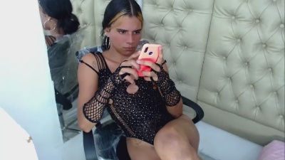 katrinnehott live from Colombia