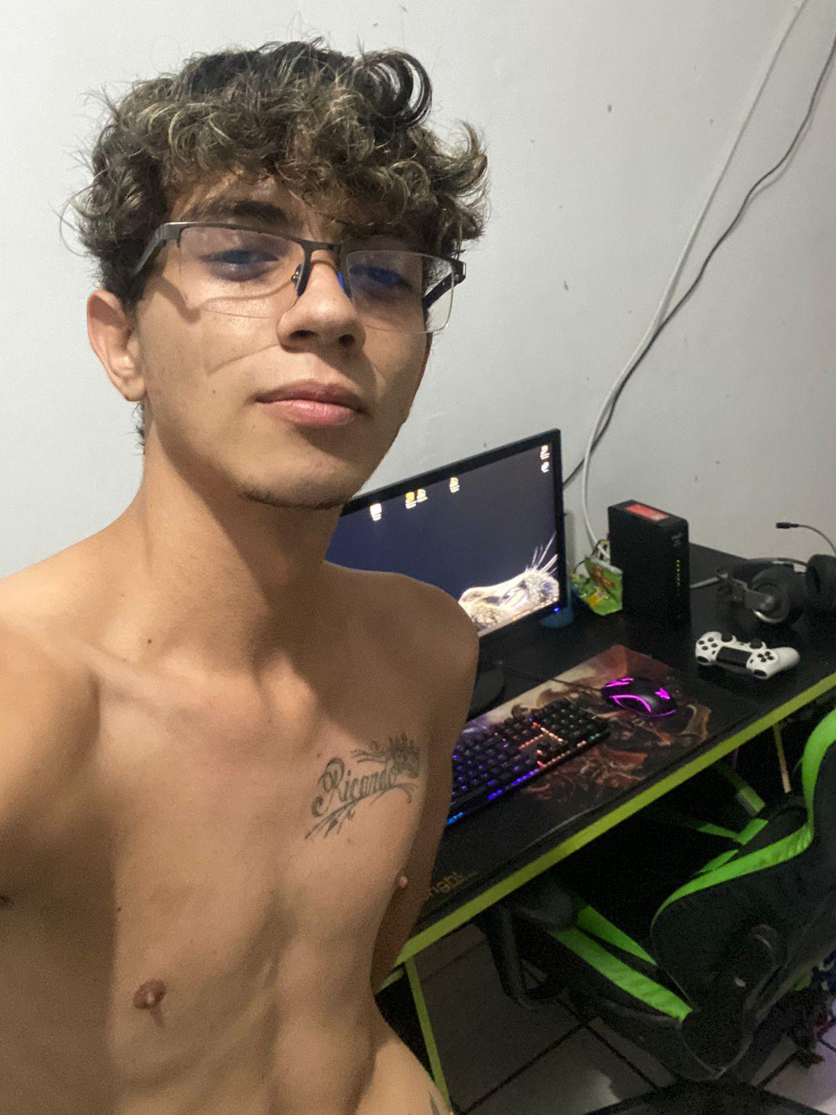 kingsmanssz live from Brazil