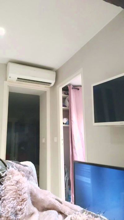 kitty277 live from France