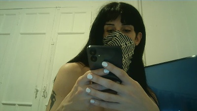 lalucer0 live from Argentina