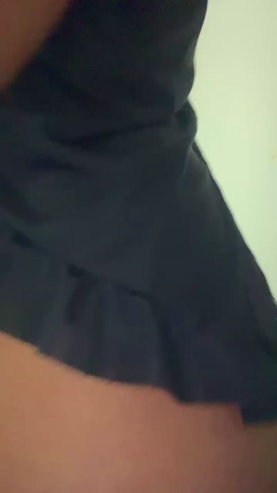 larissa353 live from Brazil