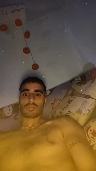 latinl0ver live from Chile