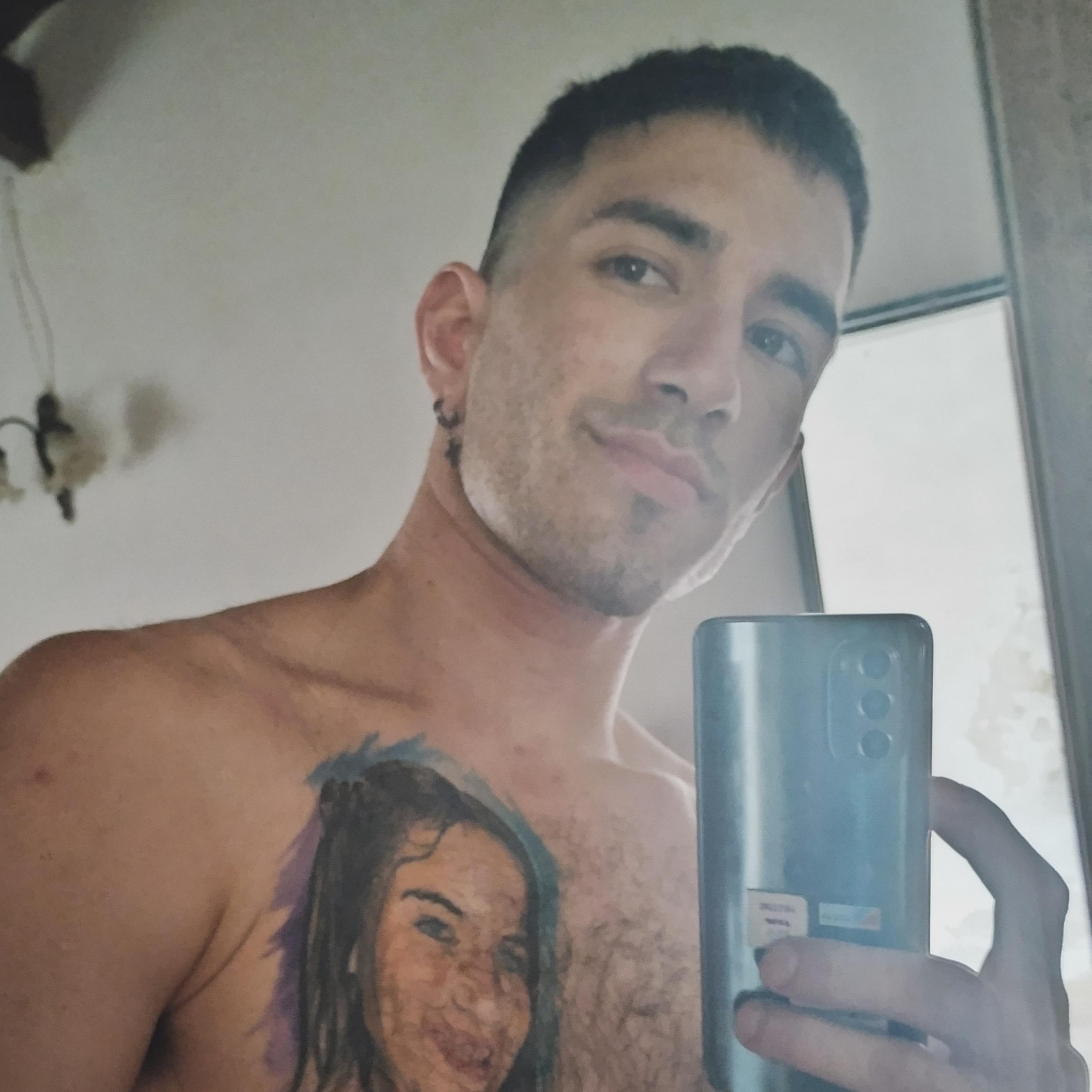 lautaroparera51 live from Argentina