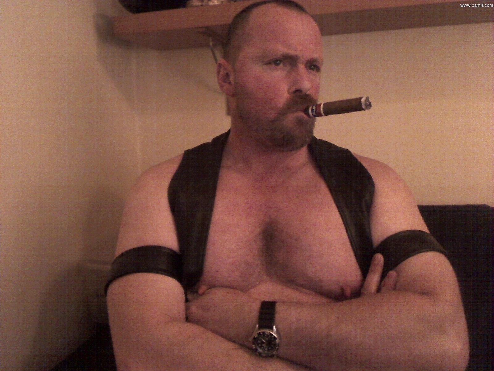 londonmuscle live from United Kingdom