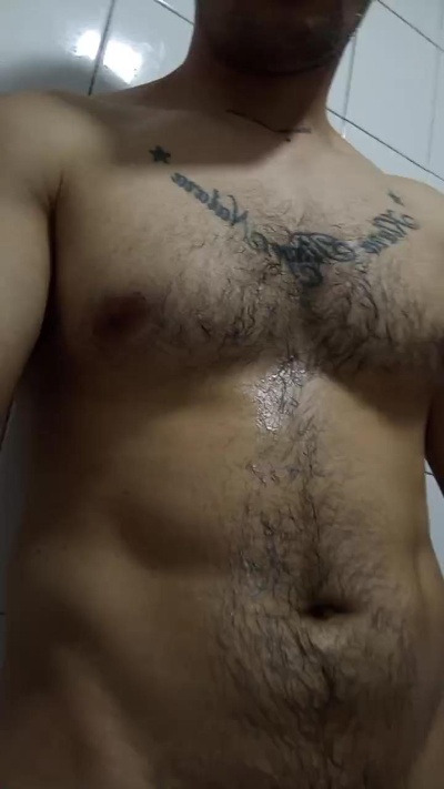 lucas7255 live from Argentina