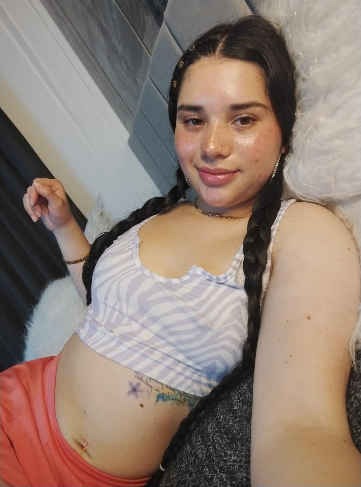 mintviolett live from Colombia