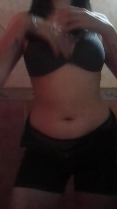 missmila1 live from Argentina