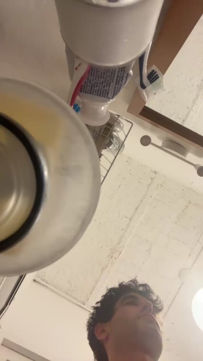 mthrfckr1 live from Spain