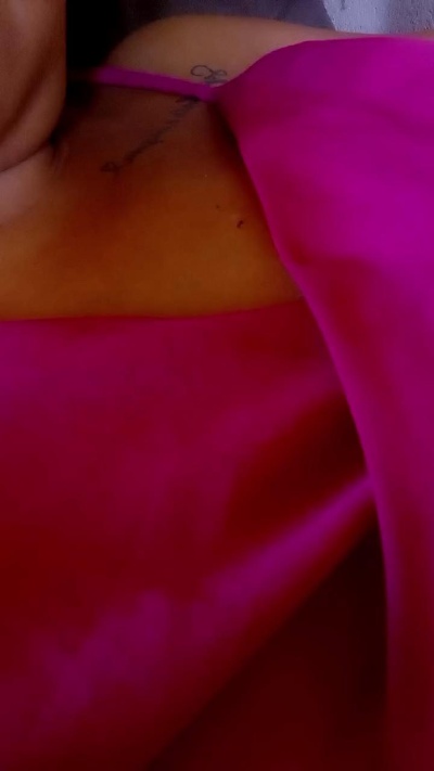 natalia322 live from Brazil