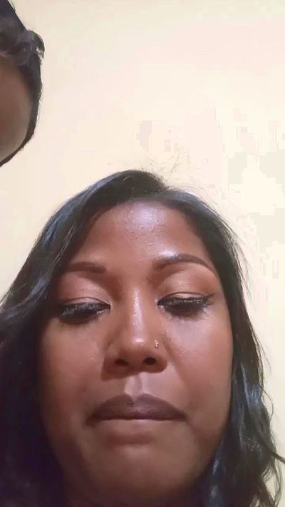 navely live from Madagascar