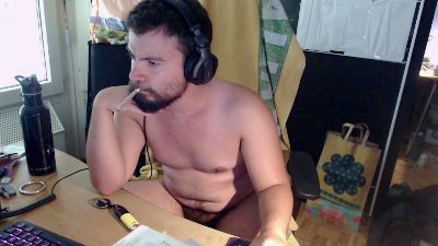 nkdsmkr live from Portugal