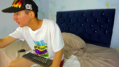 noahwhiitte live from United States