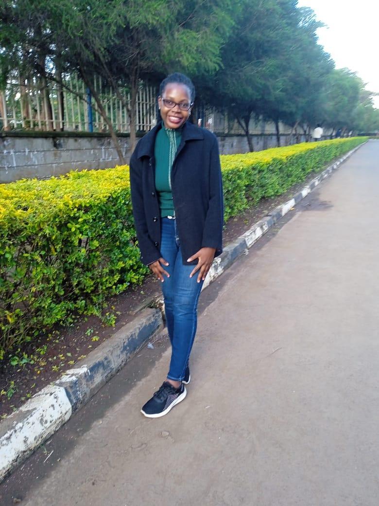 petitehotgirl live from Kenya