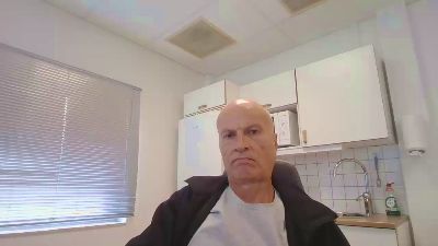 pinkpinkseek live from Sweden