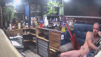 porobellocrown live from Australia