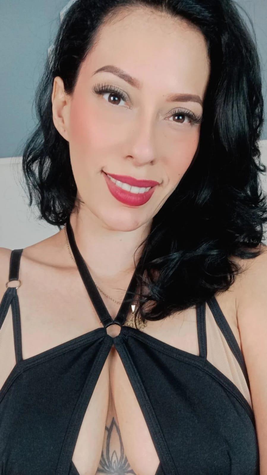 priscilasmiith live from Colombia