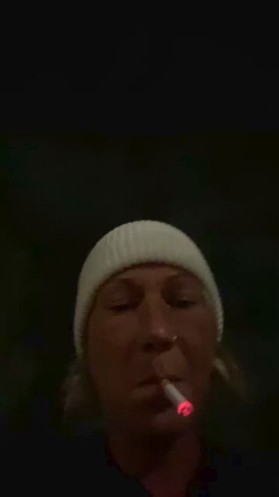 raezybaezy2 live from Canada