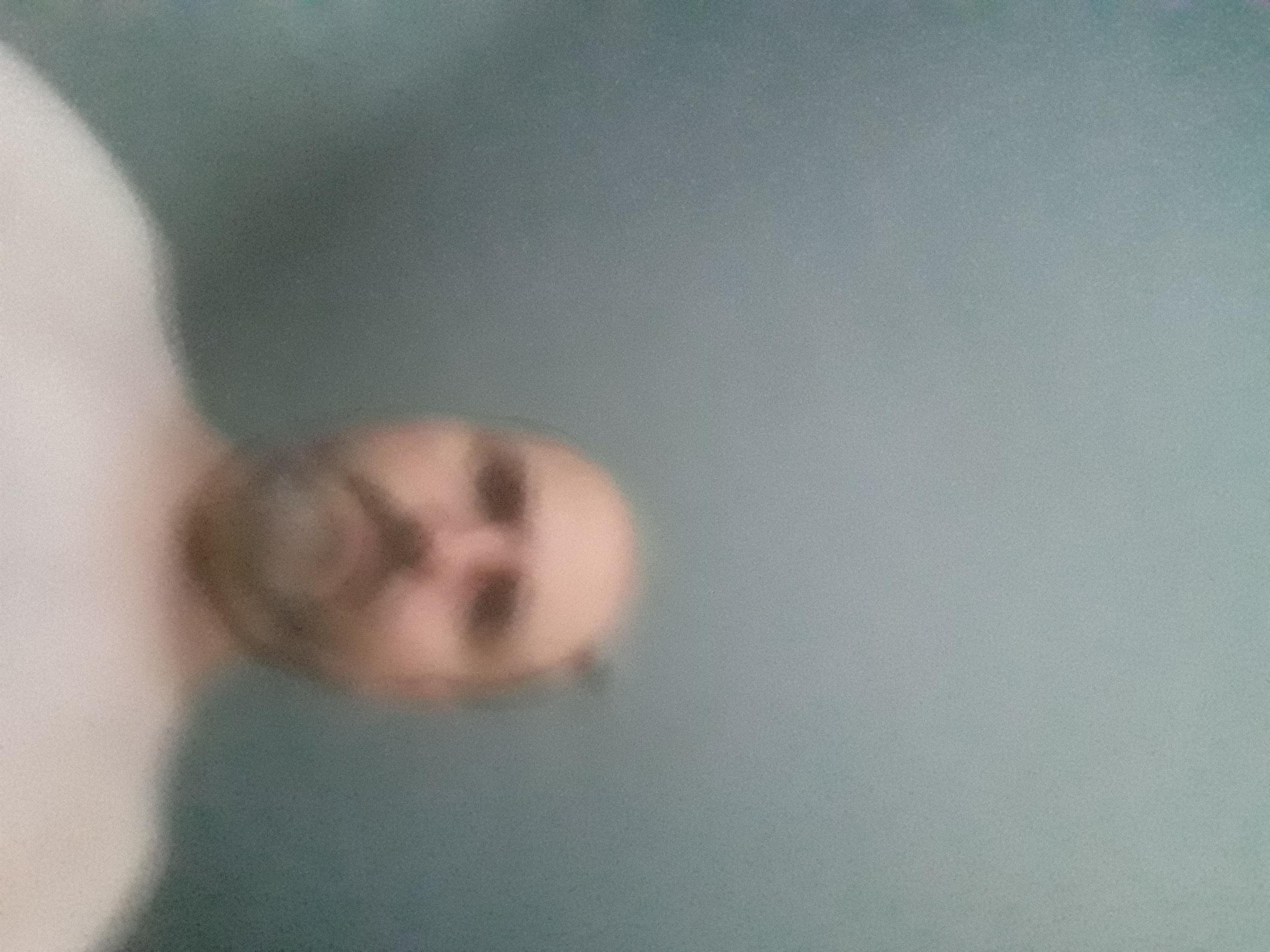 rafael2942 live from Romania