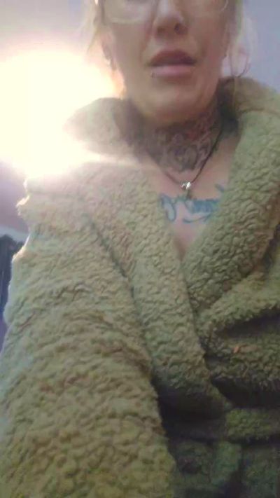 rainsienna live from United Kingdom