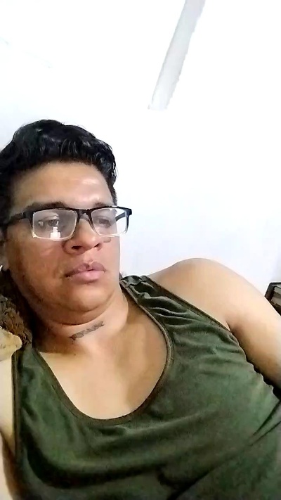 randy23cm live from Colombia