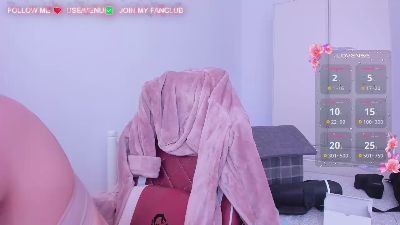 scarletsam live from Colombia