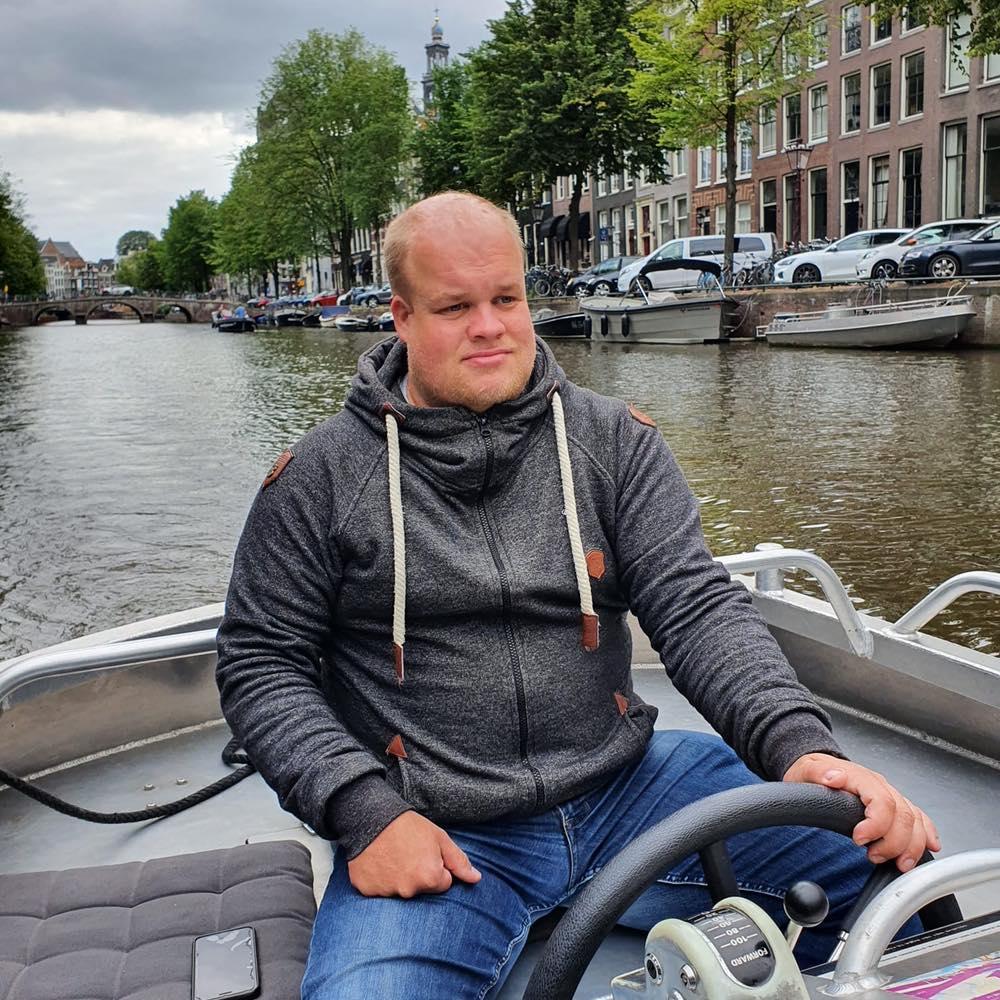 sjefke27 live from Netherlands