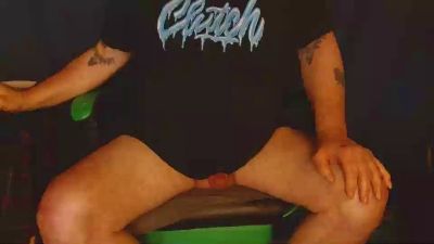 suckslow live from United States