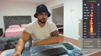 supermanboyxxl live from United States