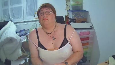 swsomsandy live from United Kingdom