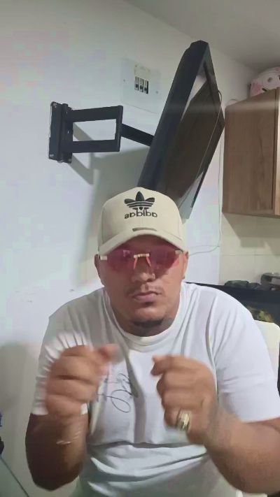 tonystarxxx live from Colombia