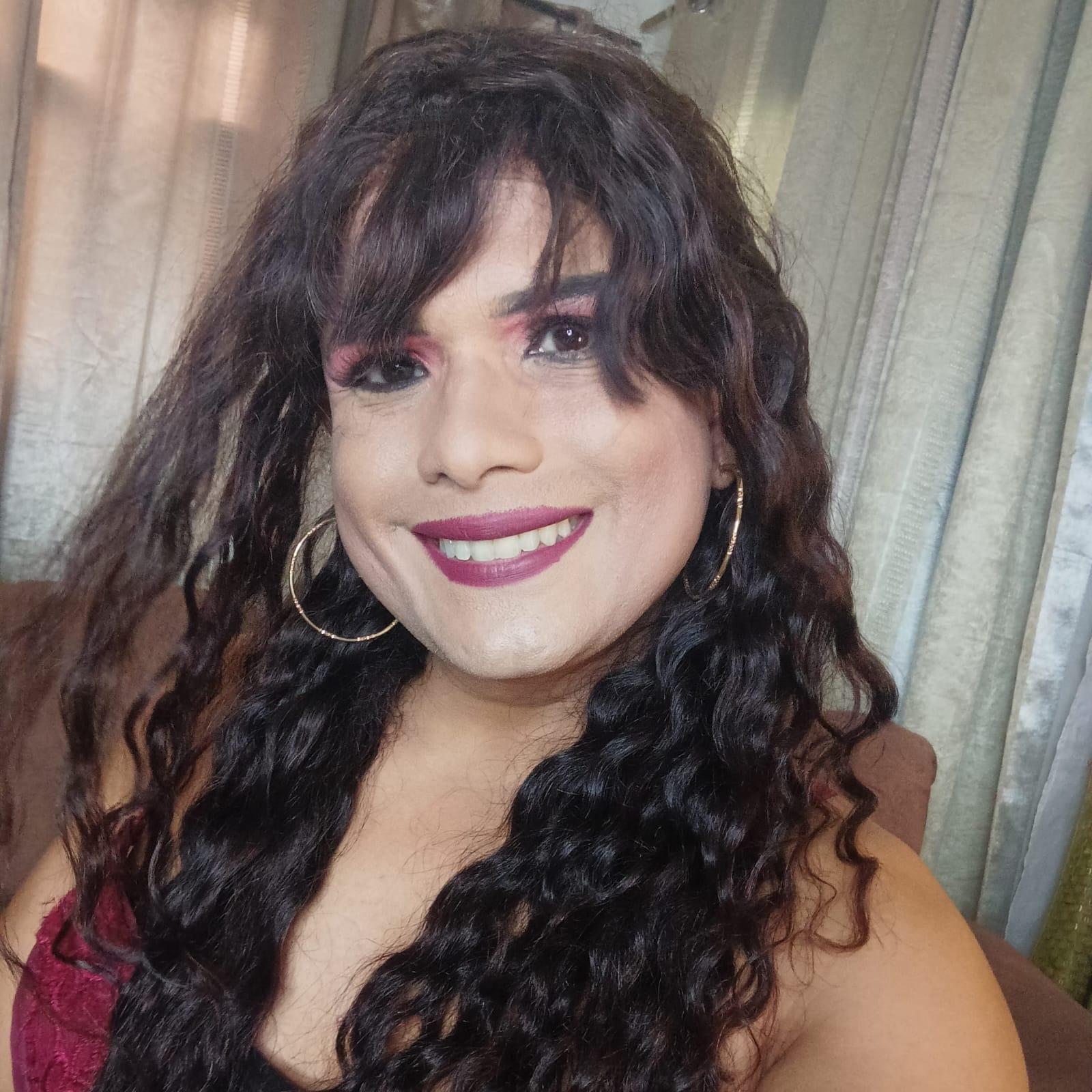 tsqueenanaXL live from Colombia