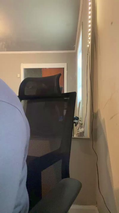 tubaby33 live from United States