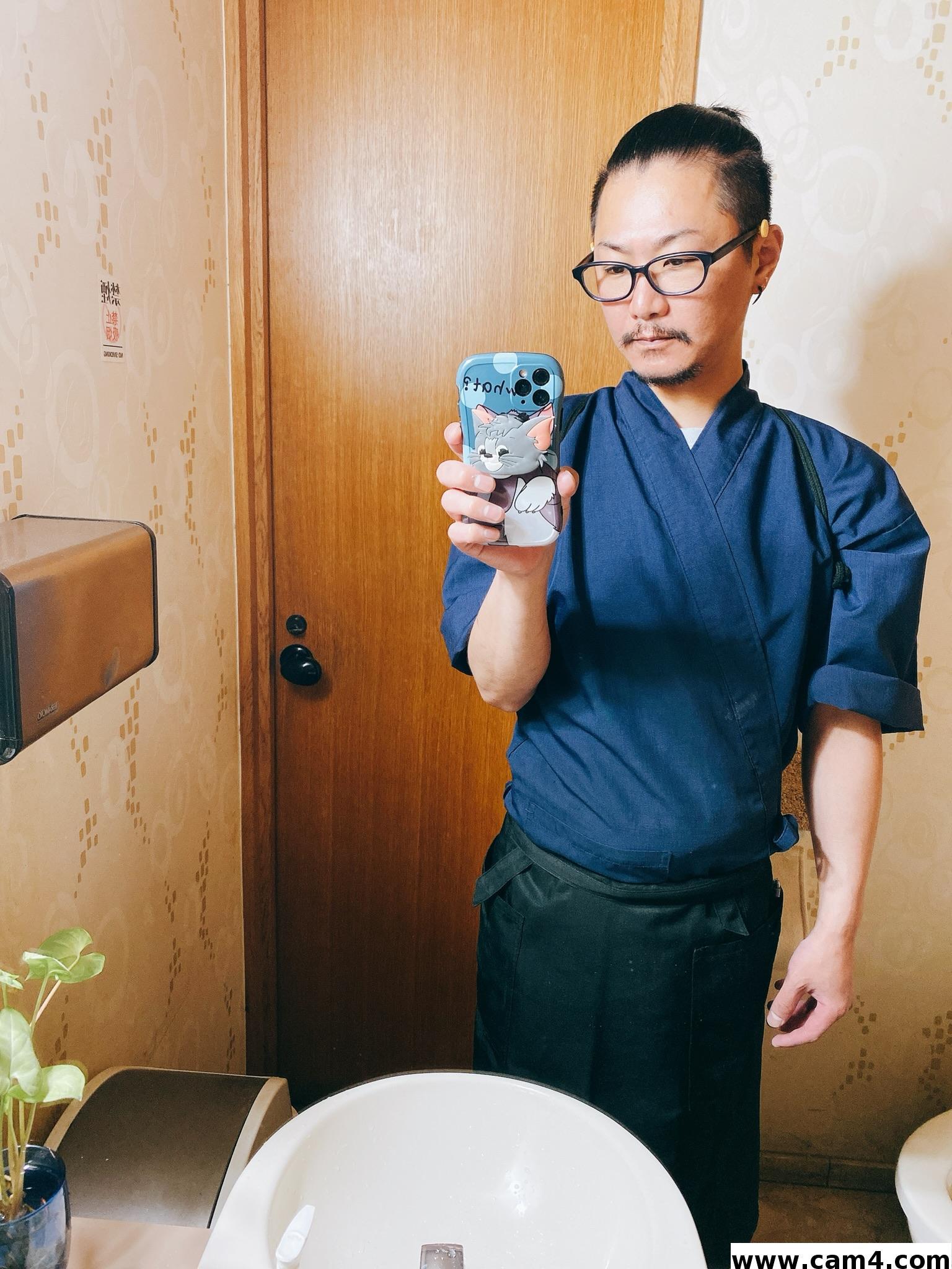 utautai18 live from Japan