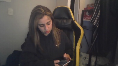 vlntnapaula live from Chile