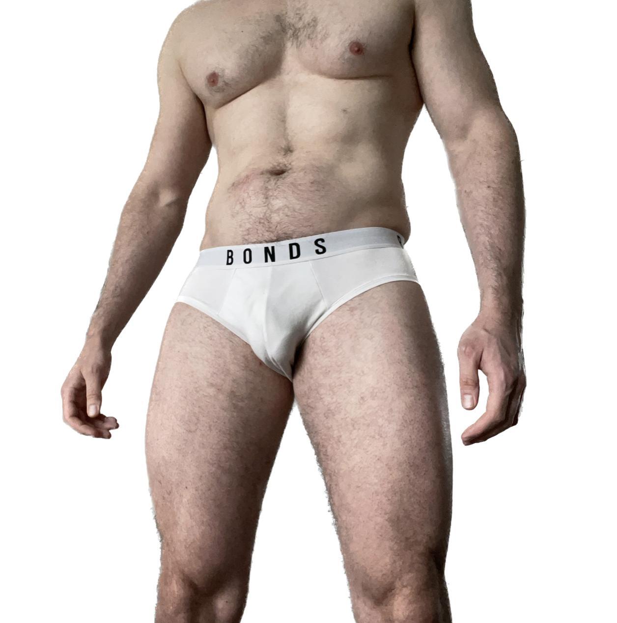 whitepants live from United Kingdom