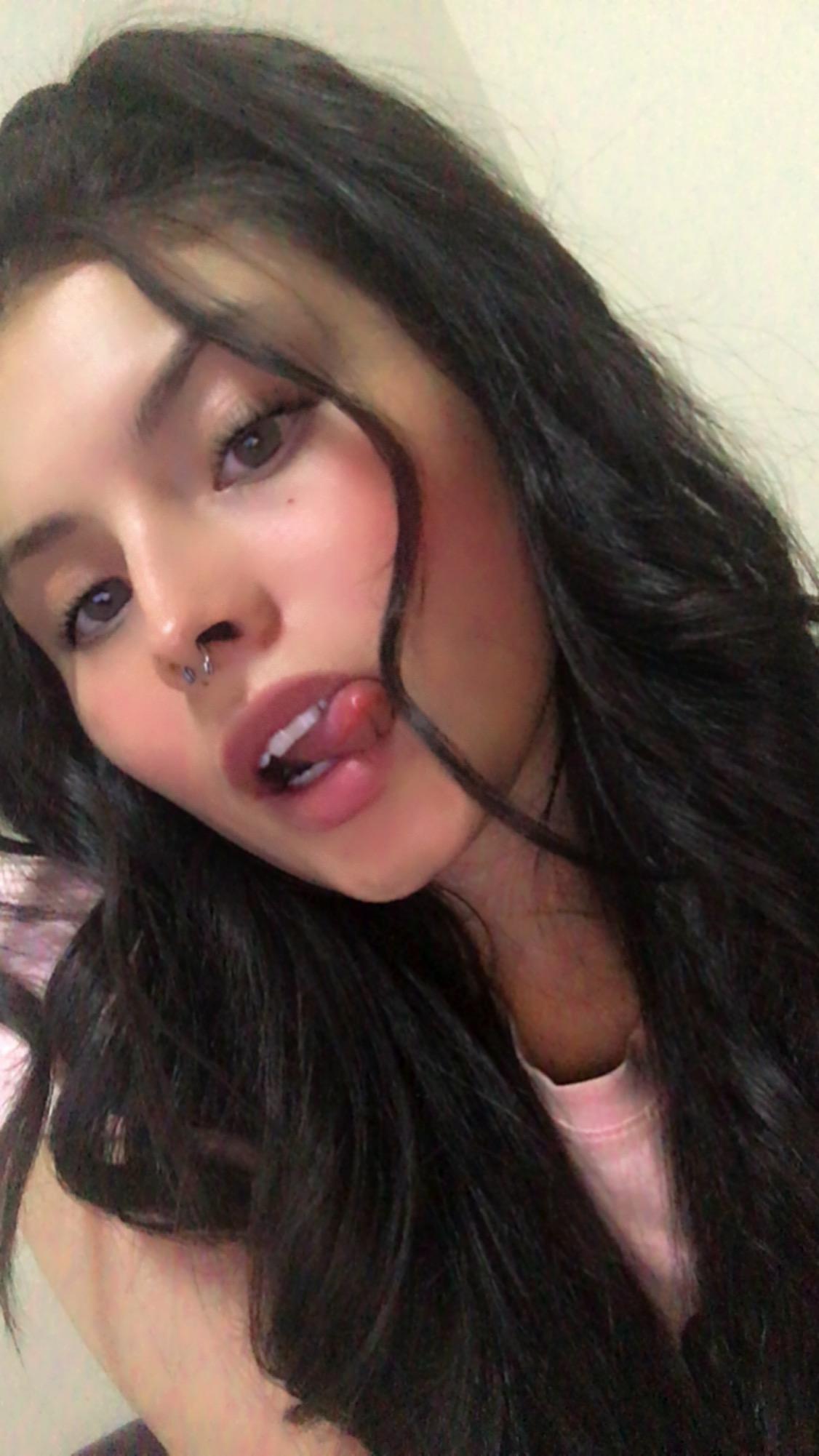 yessicagomez live from Colombia