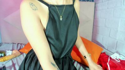 zaray_ live from Colombia
