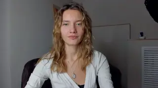 Kristy Wierls live webcam model