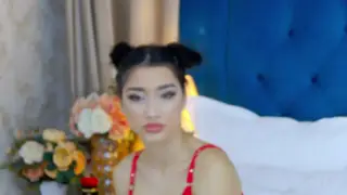 Katie Blaze live webcam model