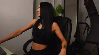 Nicky Diammond live webcam model