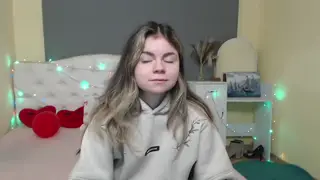 Tina Ryder live webcam model