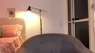 Naya Palmer live webcam model